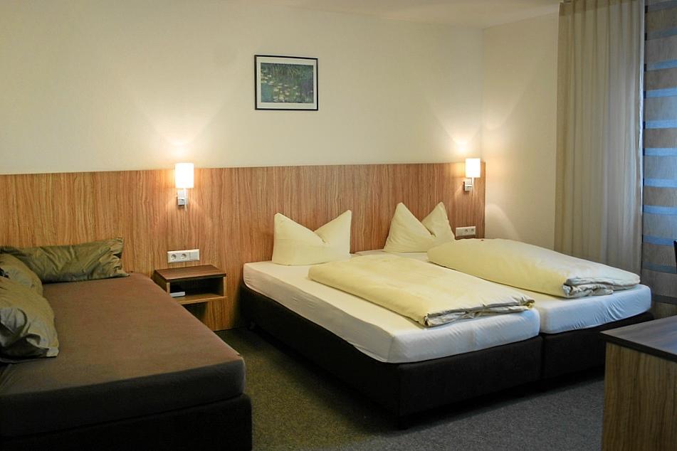 Sport- Und Tagungshotel Kenzingen Exterior photo